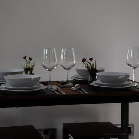 Bv Apt 2 Bedroom At Holmfirth Perfect Views 哈德斯菲尔德 外观 照片