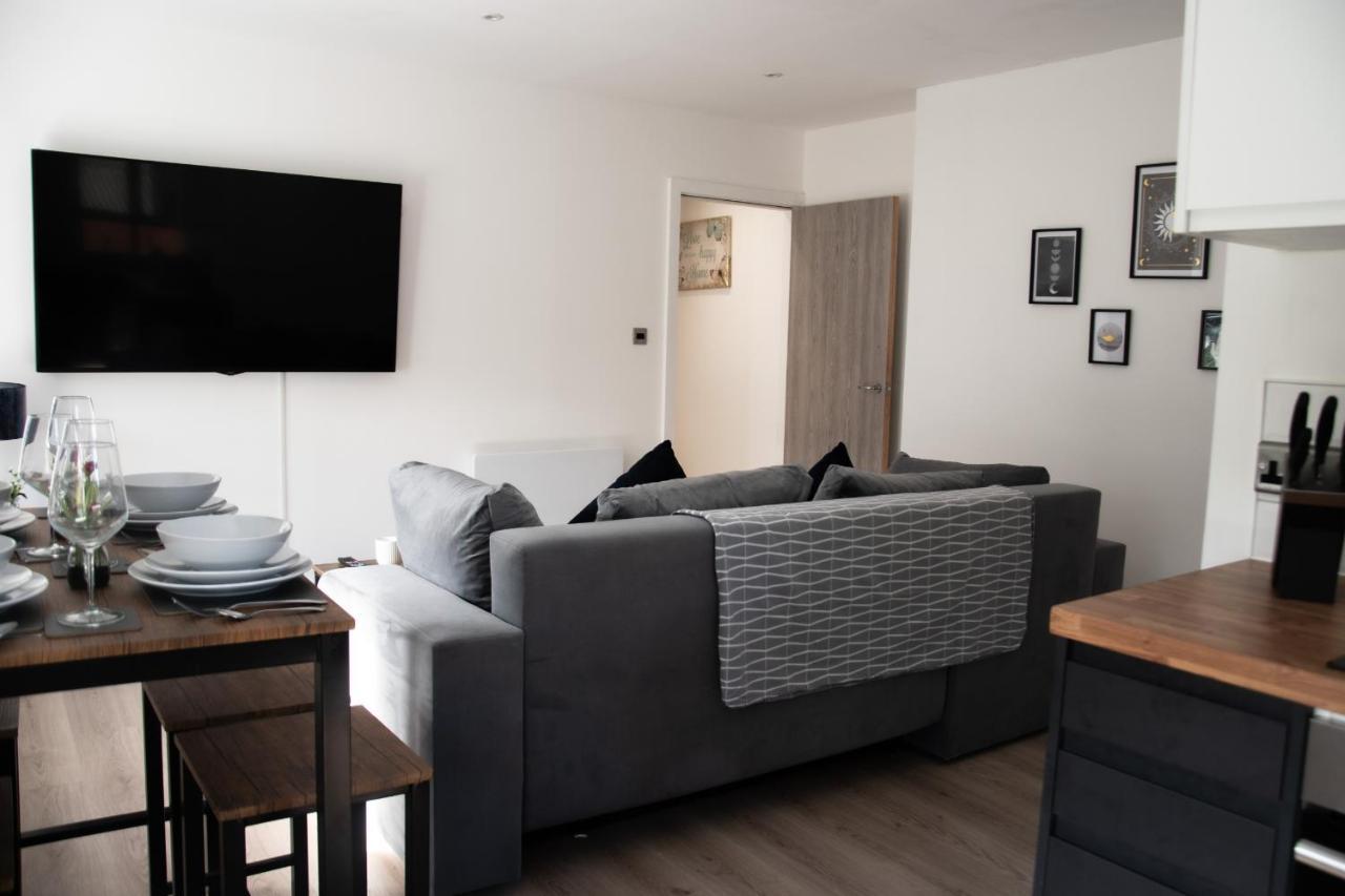 Bv Apt 2 Bedroom At Holmfirth Perfect Views 哈德斯菲尔德 外观 照片