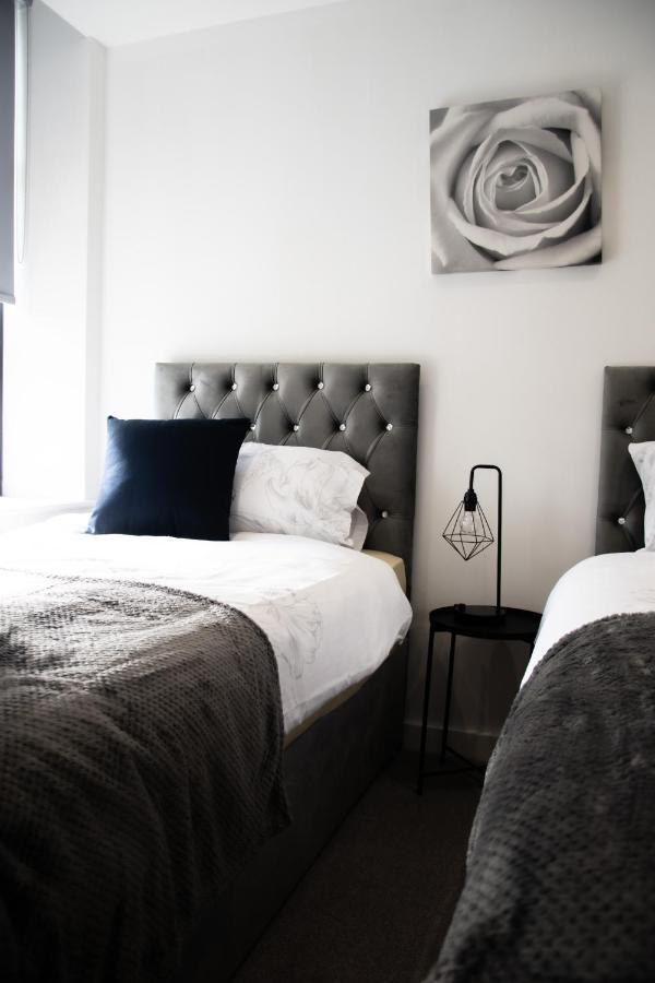 Bv Apt 2 Bedroom At Holmfirth Perfect Views 哈德斯菲尔德 外观 照片