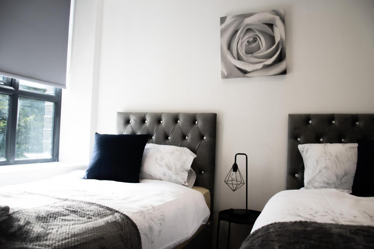 Bv Apt 2 Bedroom At Holmfirth Perfect Views 哈德斯菲尔德 外观 照片